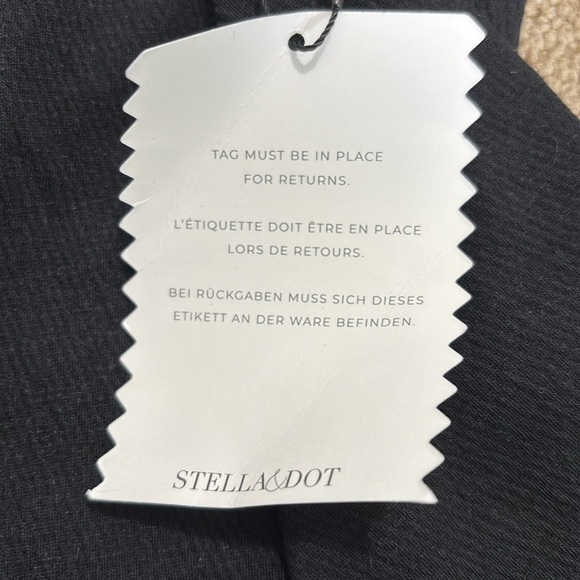 New STELLA & DOT Black Ruched Puff Sleeve Sweater Size Large - Picture 6 of 10